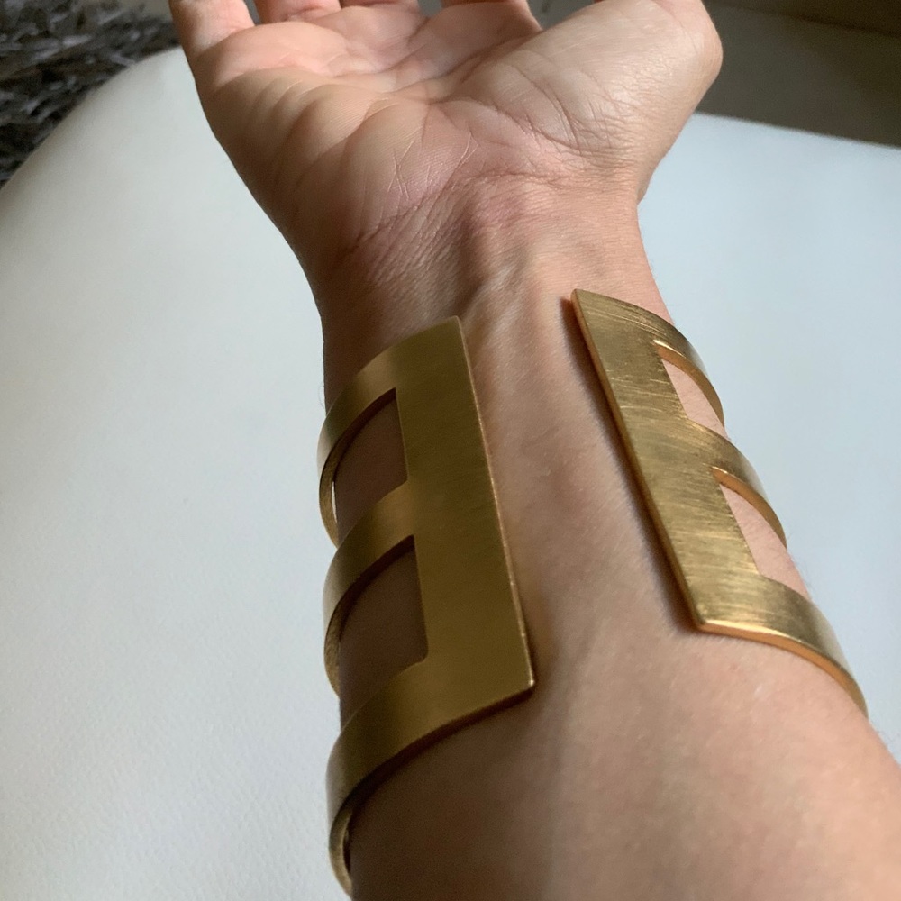 EDGE OF EMBER STACK BRACELET - Picture 3 of 5